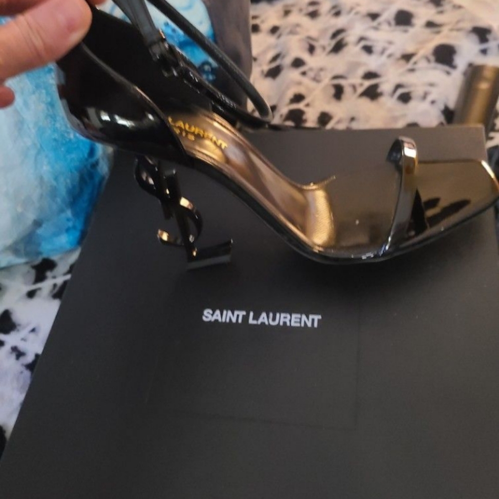 YSL 👠 - Picture 3 of 5